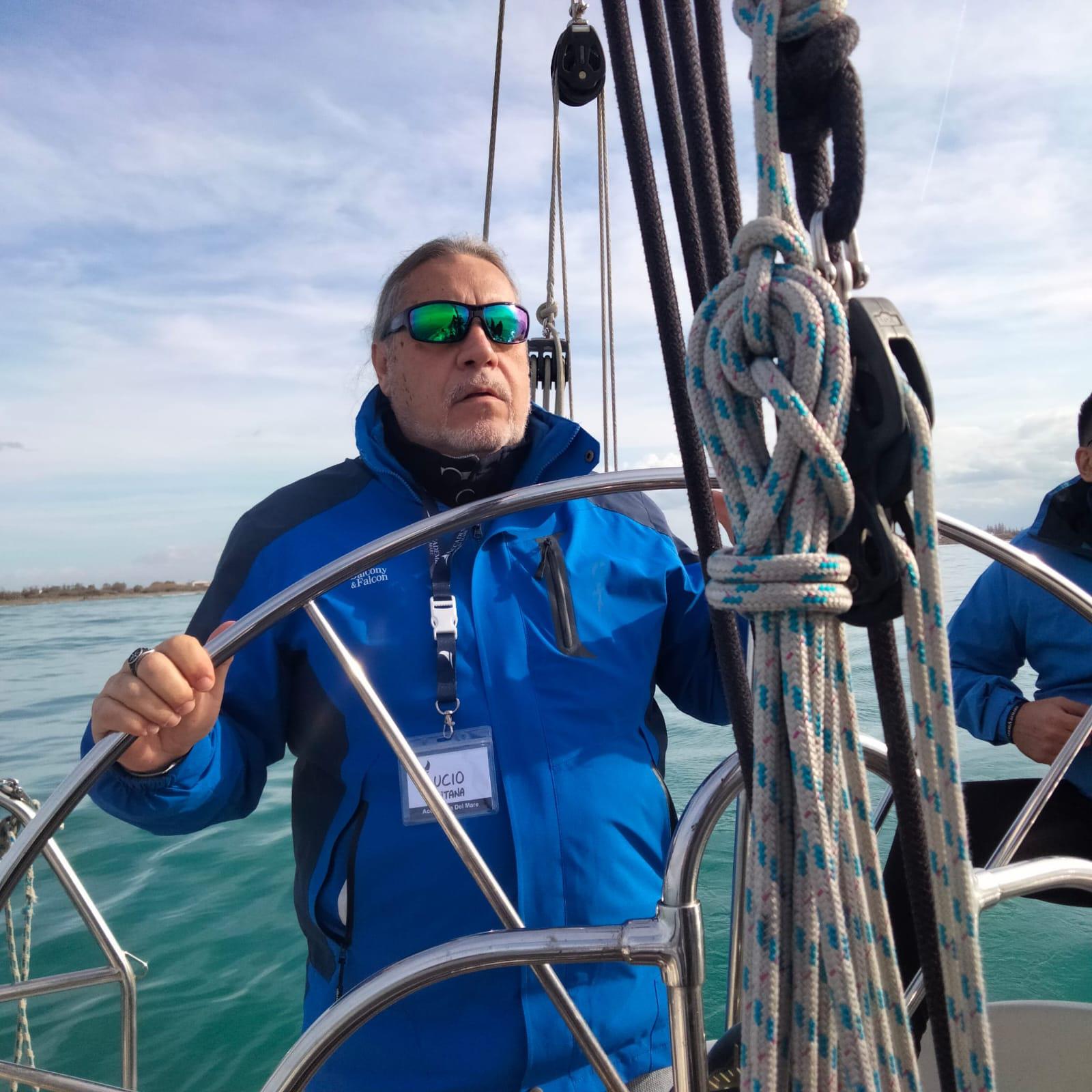 Lucio al timone di Siddhartha